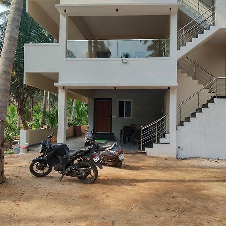 Limra Farm House Pollāchi 外观 照片